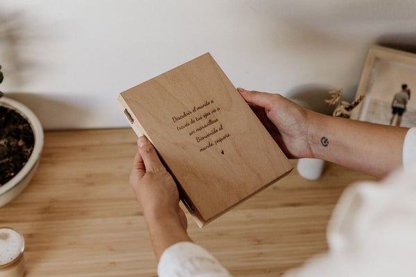 Marco de fotos personalizado libro - Natalicio