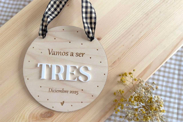 Placa madera puntitos - Vamos a ser...