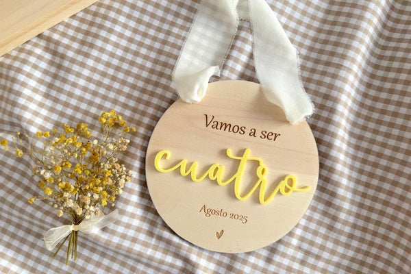 Placa madera con metacrilato en color - Vamos a ser...