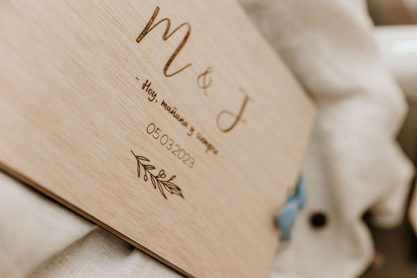 Álbum - Iniciales - Lletres de Vida