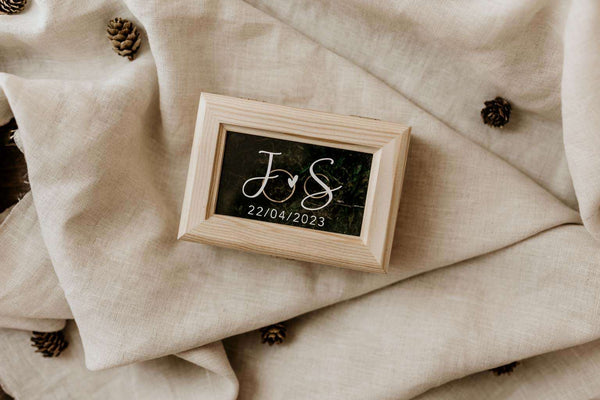 Caja porta alianzas - Cristal con iniciales - Lletres de Vida