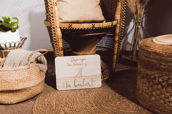 Cartel - ¡Dejas tus tacones y a bailar! - Lletres de Vida