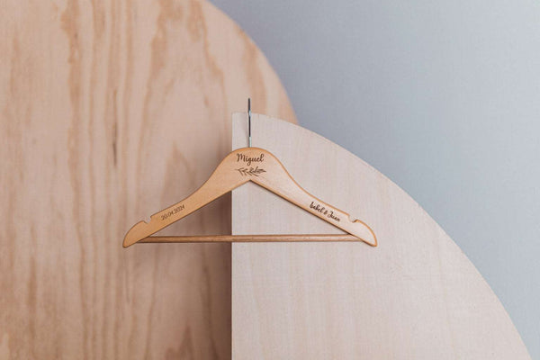 Percha peque - 3 grabados olivo - Lletres de Vida