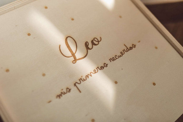 Caja de recuerdos en madera - Puntos - Lletres de Vida