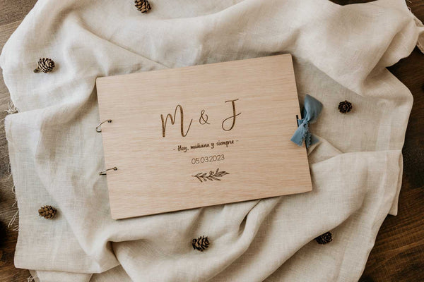 Álbum - Iniciales - Lletres de Vida