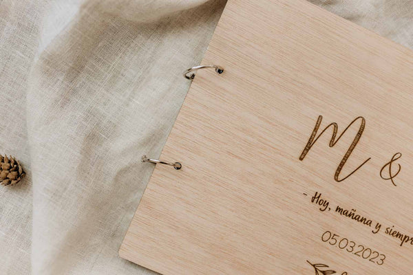 Álbum - Iniciales - Lletres de Vida