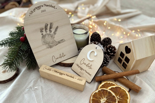 Caja regalo - Mi primera Navidad (base + adorno + placa huella)